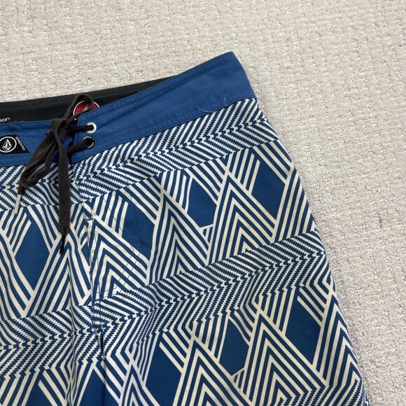 Y2K Volcom Board Shorts Men Psychedelic Blue Stripe Cinch Fly Pure Function *34* - Picture 4 of 16
